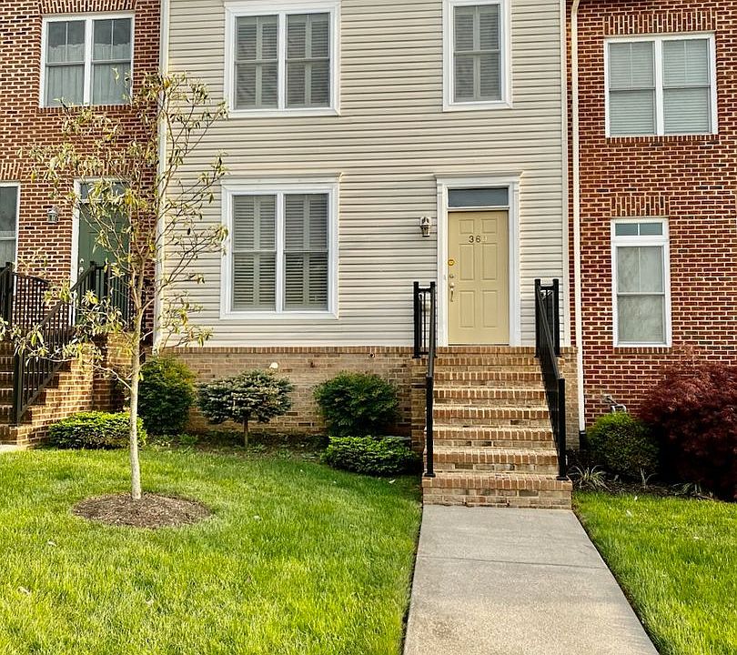 1st image of 360 Blue Stone Hills Dr