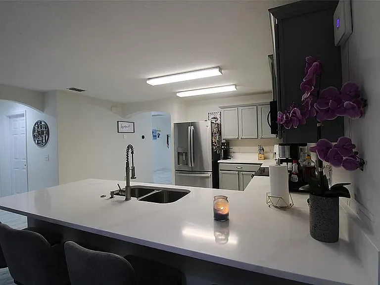 600 Swallowtail Dr — Photo 3