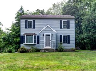 63 Saint Louis St, Worcester, MA 01607