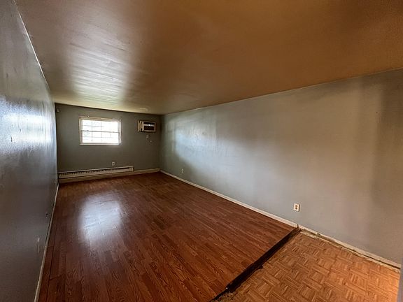 4th image of 4696 Tarryton Ct S #7-1C