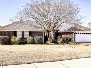 3000 Estate Dr W, Mobile, AL 36695