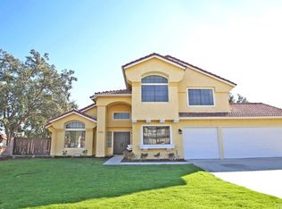 1703 W Via Verde Dr, Rialto, CA 92377