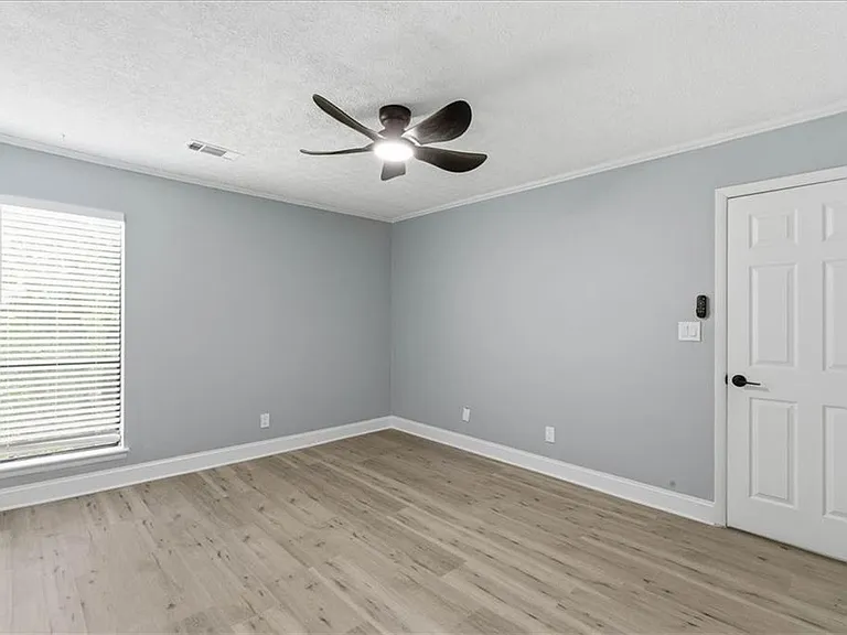 2696 Greentree Dr SE — Photo 12