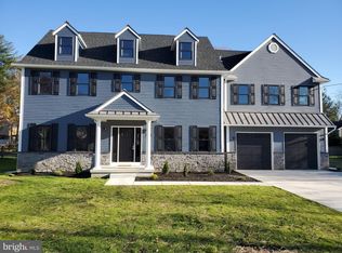 138 W Maple Ave, Moorestown, NJ 08057