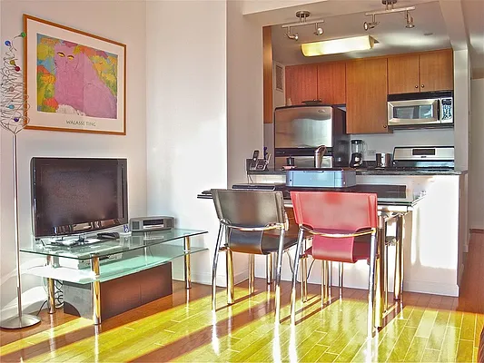 Rented by Sotheby's International Realty | media 25