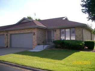 843 Winter Park Dr, New Lenox, IL 60451