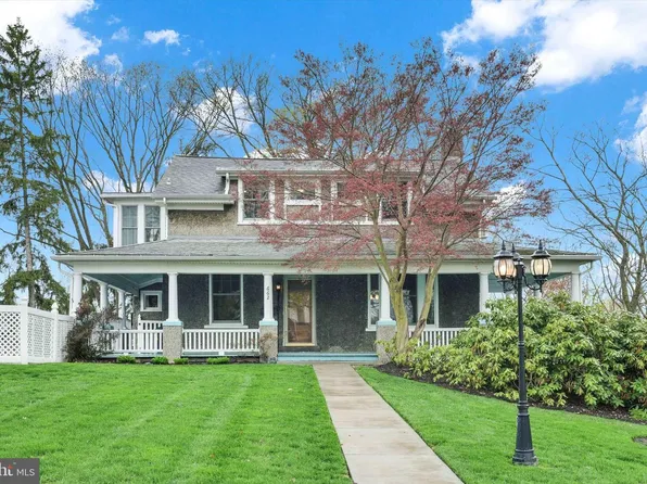 662 S Market St, Elizabethtown, PA 17022