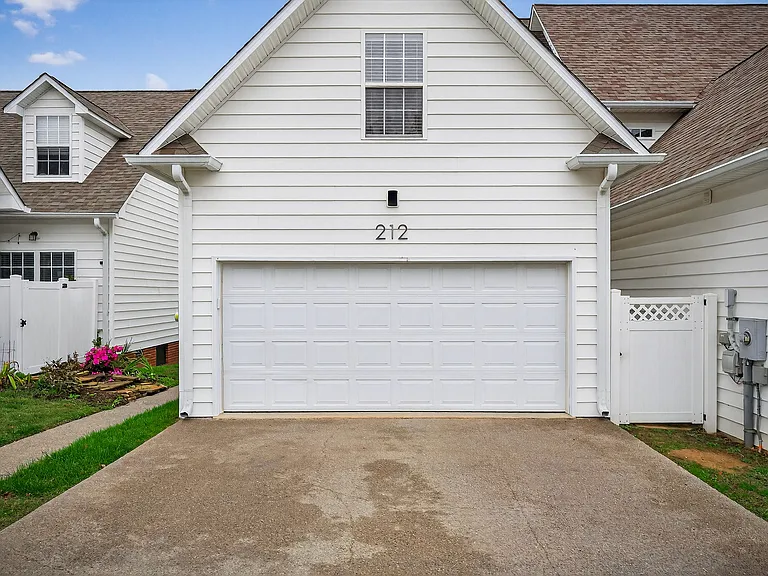 212 Mahler Ave — Photo 18