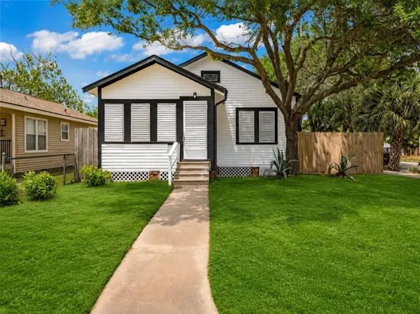 4102 Ursuline St, Galveston, TX 77550
