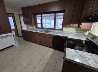 60 Fountain Ter #1AA, New Haven, CT 06515