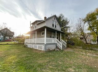 2403 Mira Ct, Cleveland, OH 44109