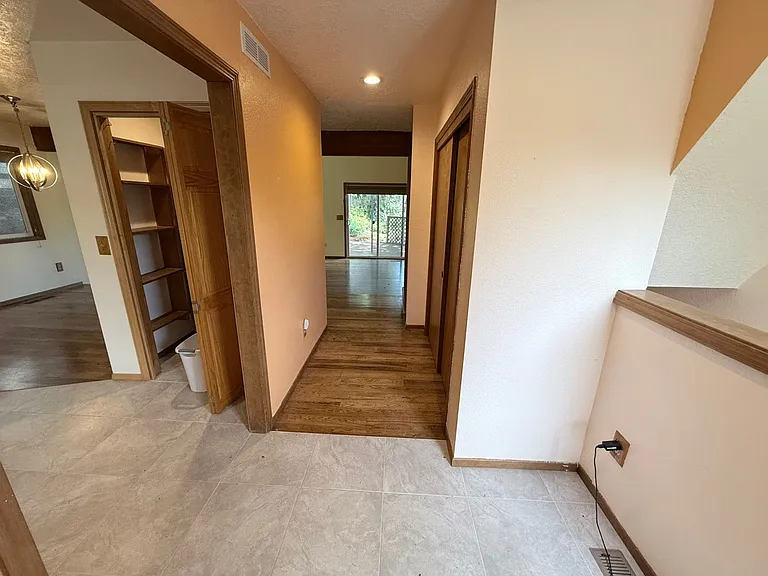 1935 Matthews Loop S — Photo 7