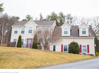 32 Kings Ln, Windham, ME 04062