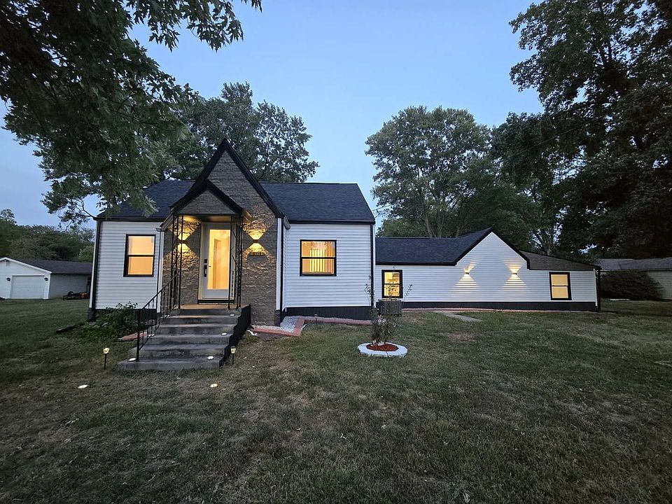 1st image of 14322 N Memory Ln