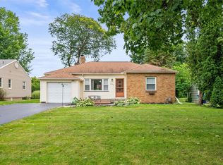 167 Ridgemont Dr, Rochester, NY 14626
