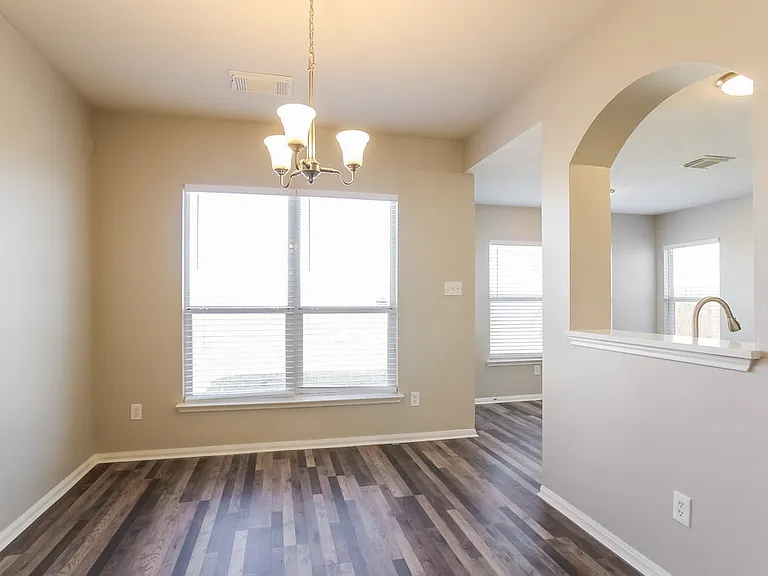 16315 Rockcreek Ln — Photo 6