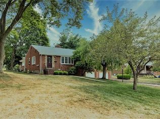 2643 Milford Dr, Bethel Park, PA 15102