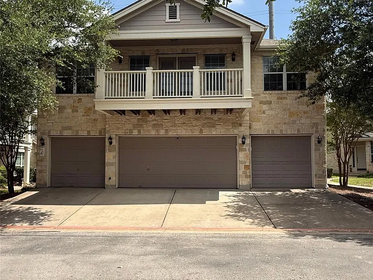 1900 Scofield Ridge Pkwy #4701 — Photo 1