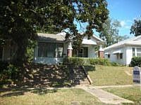 1st image of 940 Fairview St