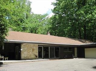 14900 County Line Rd, Chagrin Falls, OH 44022