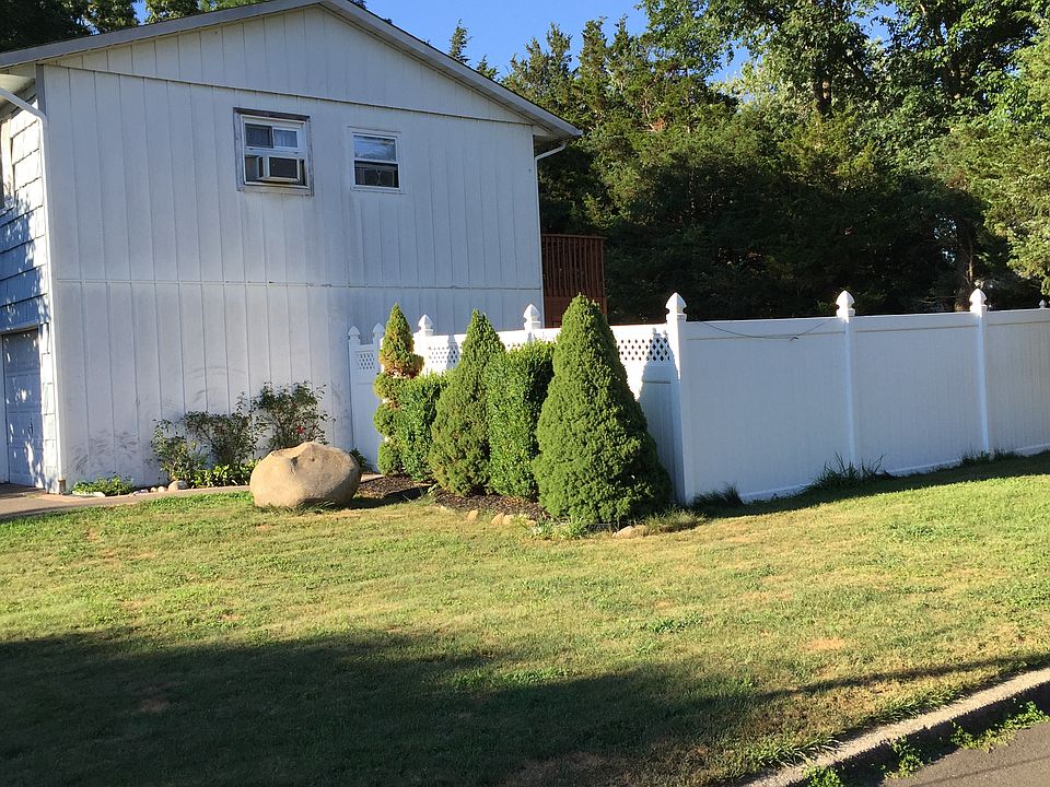 2nd image of 417 Tree Rd