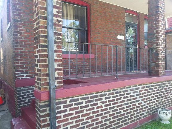 2nd image of 4470 Penrose St