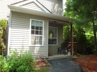 104 Magnolia Ct, Highland Mills, NY 10930