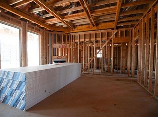 808 Halley Dr, Moore, OK 73160