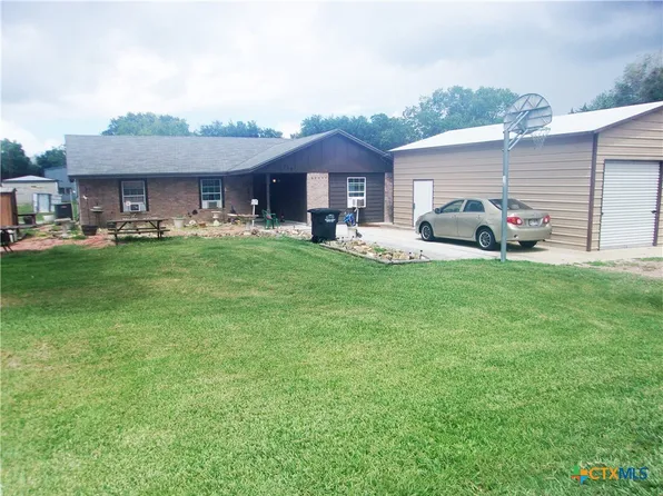 108 Cynthia St, Victoria, TX 77904