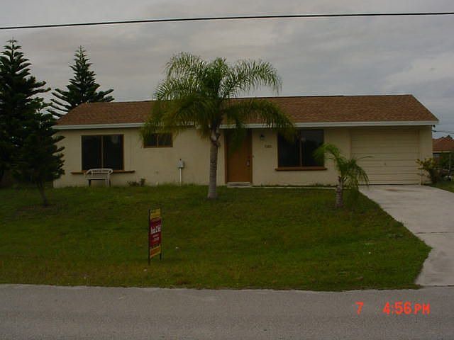 1st image of 2325 SE Seamist St