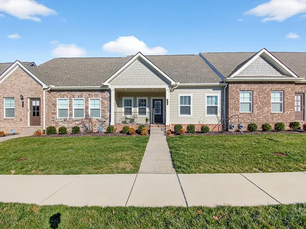 1560 Cedarbrooke Ln, Lebanon, TN 37090