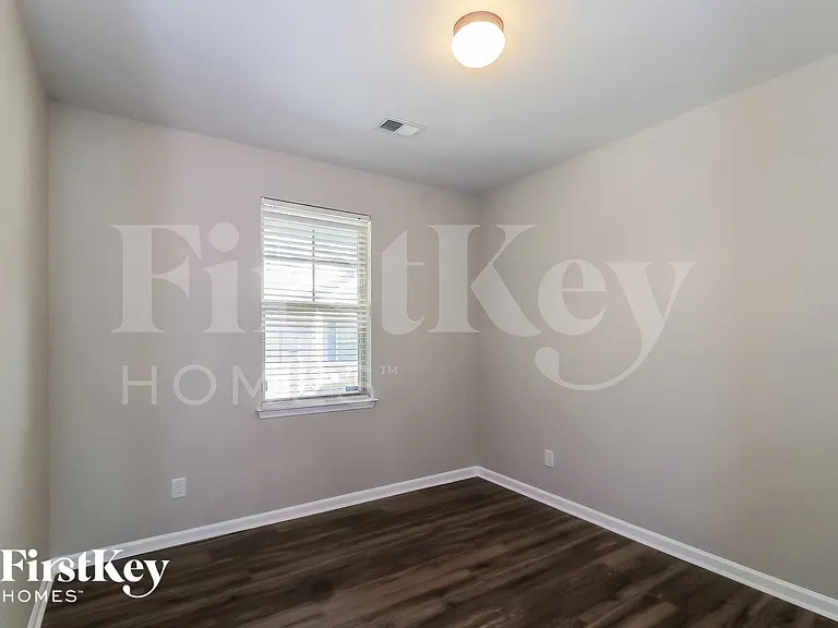 3827 Humber Ct — Photo 13
