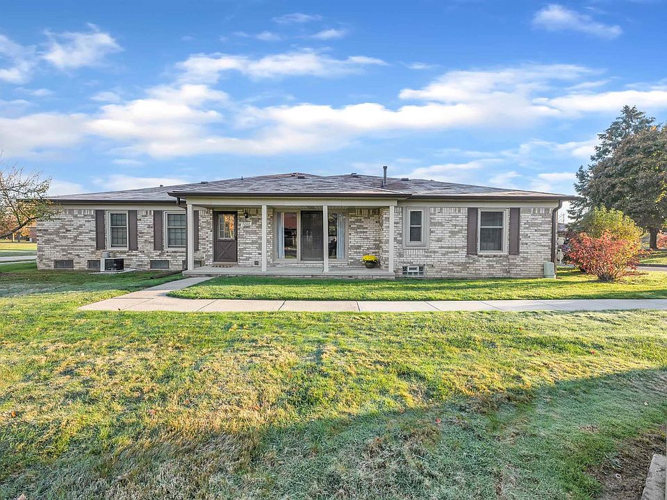 1st image of 15003 Victoria Ct