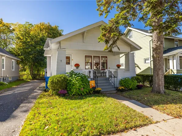 531 Westfield St, Rochester, NY 14619