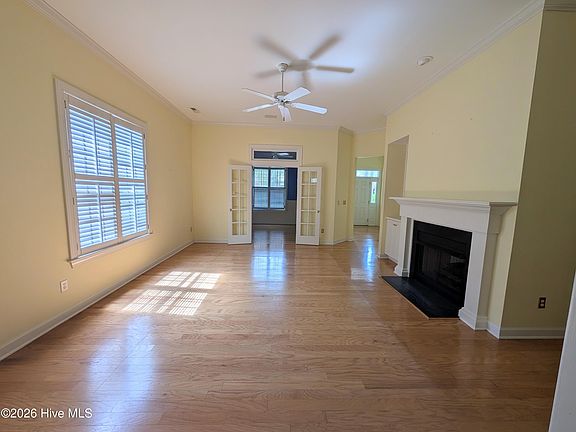 5th image of 4908 Shaftesbury Place