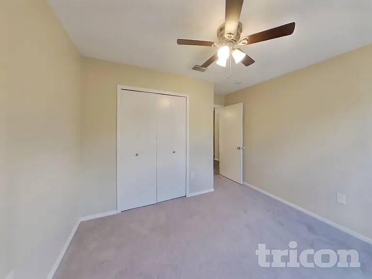 1015 Cedar Run Dr — Photo 15