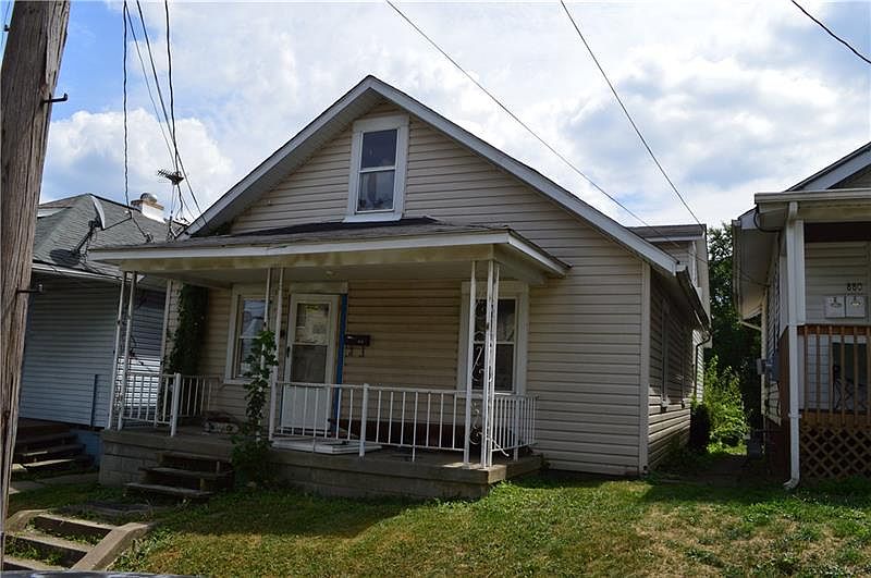 2nd image of 870 Addison St