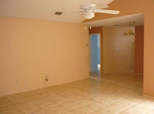 2nd image of 3416 Coachlight Dr