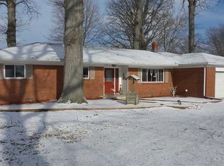 2971 E Skinner Lake Dr N, Albion, IN 46701