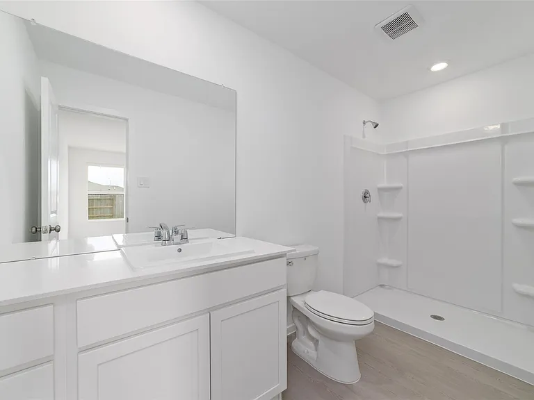 3064 Huntersville Dr — Photo 18