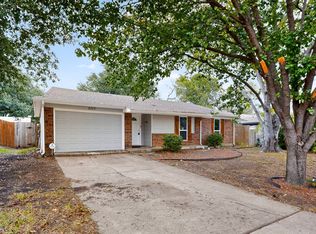 5717 Macrae St, Haltom City, TX 76148