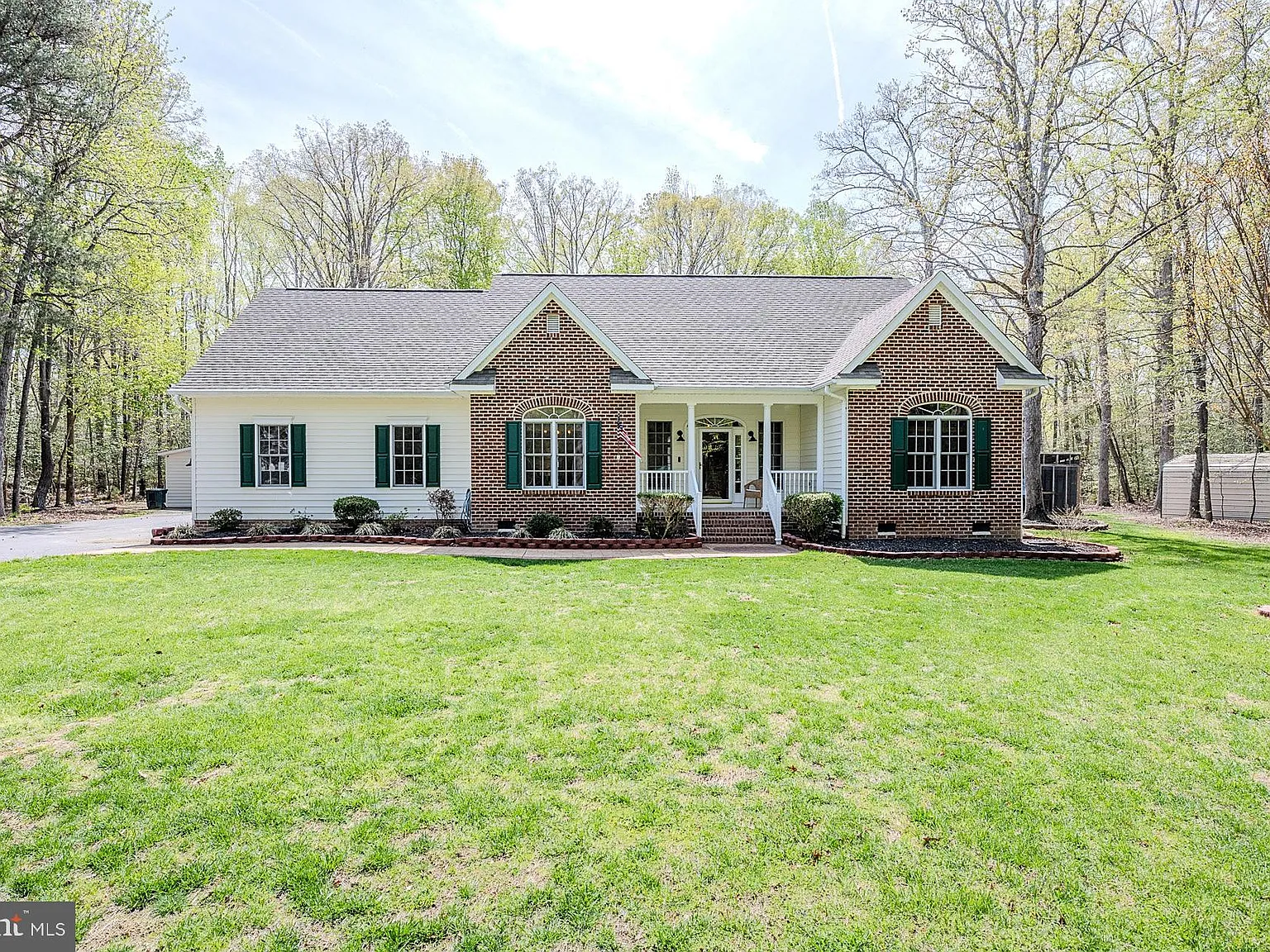 5 bed, 3146 sqft, $4,000 — Photo 1