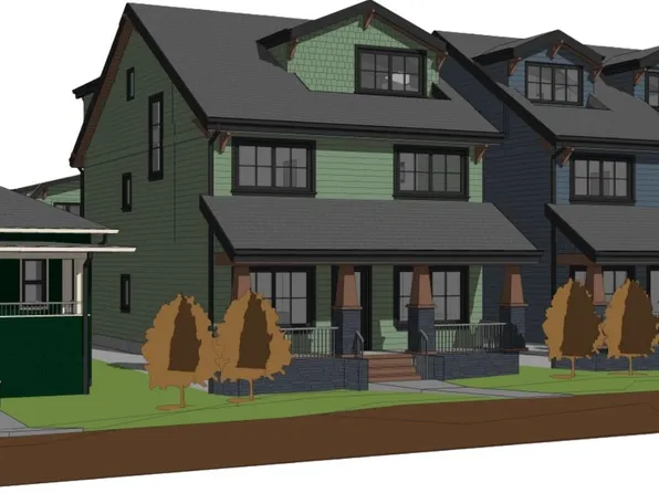 910 Westwood St, Coquitlam, BC V3C 3L3