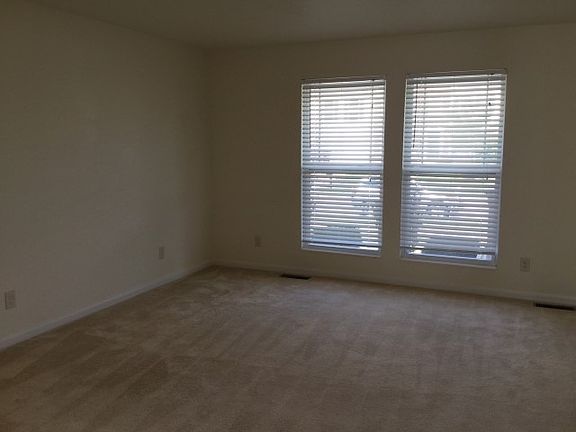 4th image of 1744 Greentree Meadows Dr