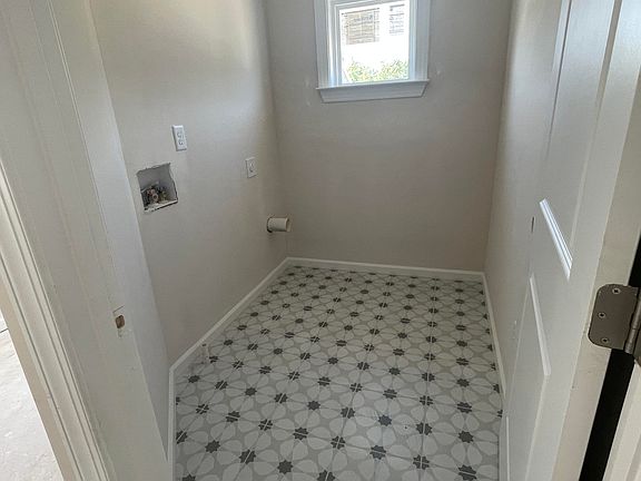3rd image of 719 Woodvine Drive #TP159