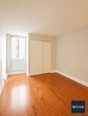 Rented by Bond New York | media 17