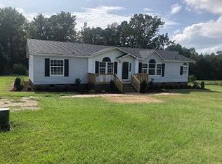 55 W Johnson Rd, Benson, NC 27504