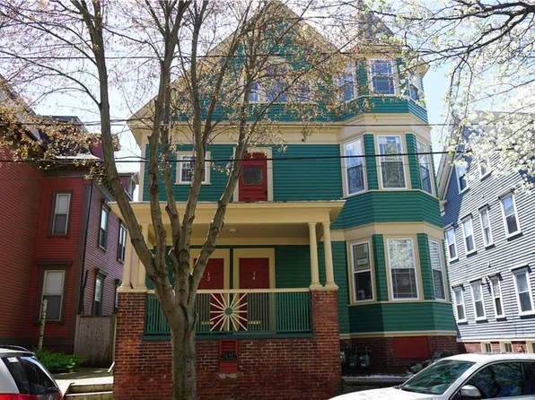 12-14 W Park St, Providence, RI 02908