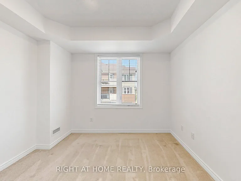 2333 Sawgrass Dr #205 — Photo 15
