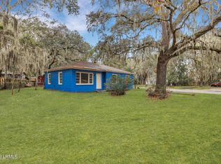 99 Sams Point Rd, Beaufort, SC 29907